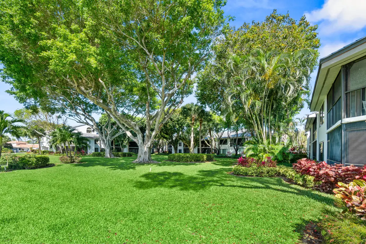 033-7533GlendevonLane-905-DelrayBeach-FL at 7533 Glendevon Lane 905, Delray Beach
