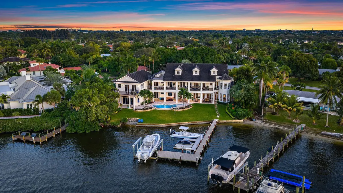 18137 Palm Point Dr-16 at 18137 Palm Point Drive, Jupiter