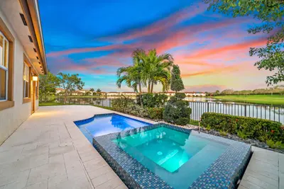 9820 S Miralago Way, Parkland – sold