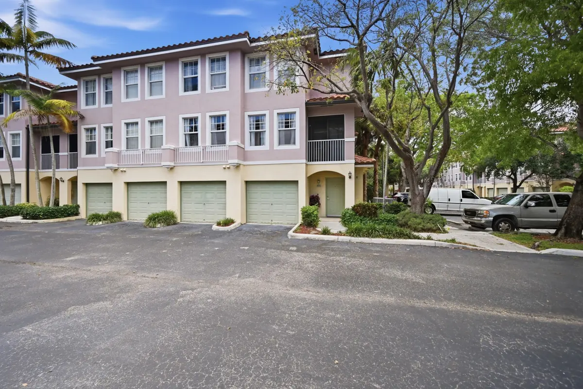 02_ra1_7526 at 6450 W Sample Road 6450, Coral Springs