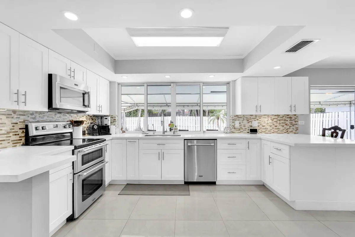 18-web-or-mls-DSC06573 at 2156 Imperial Point Drive, Fort Lauderdale