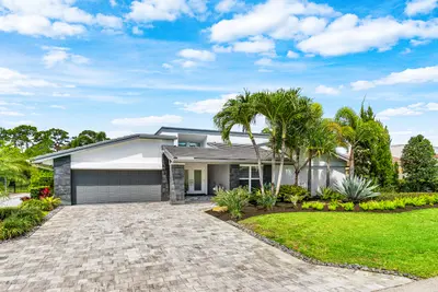 632 Lakewoode Circle, Delray Beach – Single Family Residence for sale