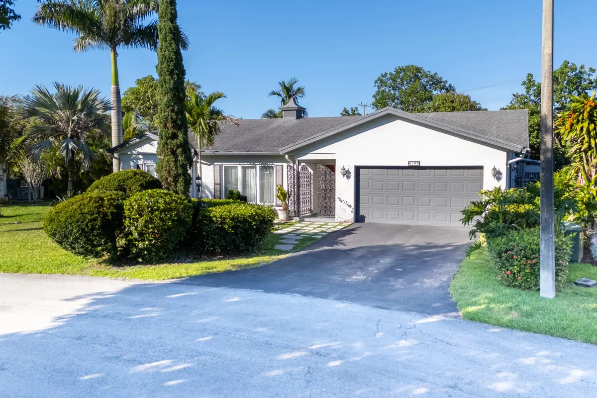 4507 Norforlk-64 at 4507 Norfolk Island Pine Drive, Tamarac
