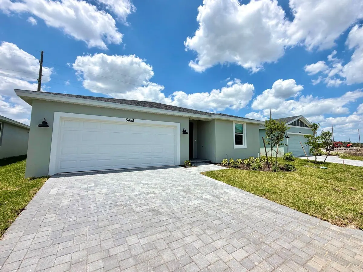 5485 Hampton Park Cir (3) at 5485 Hampton Park Circle, Vero Beach