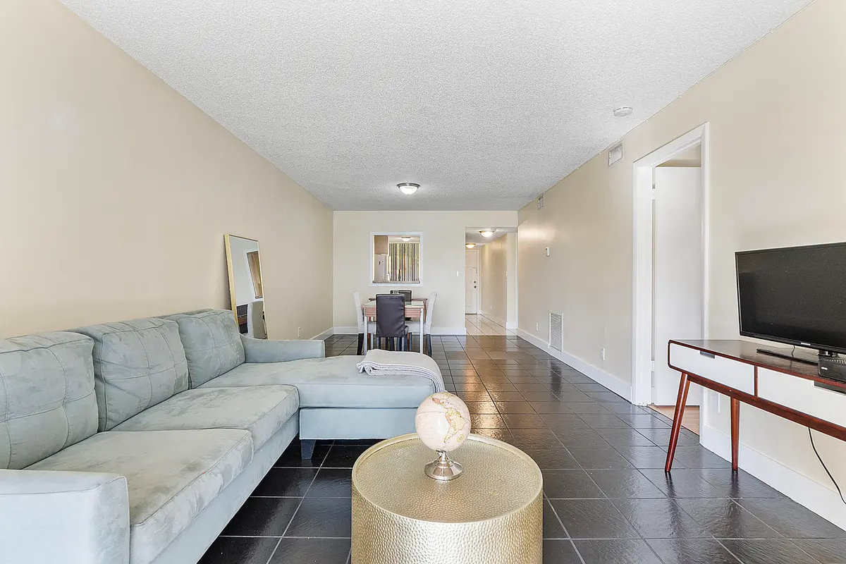 3100 Nw 46th St U102_013 - Living2 at 3100 NW 46th Street 102, Oakland Park
