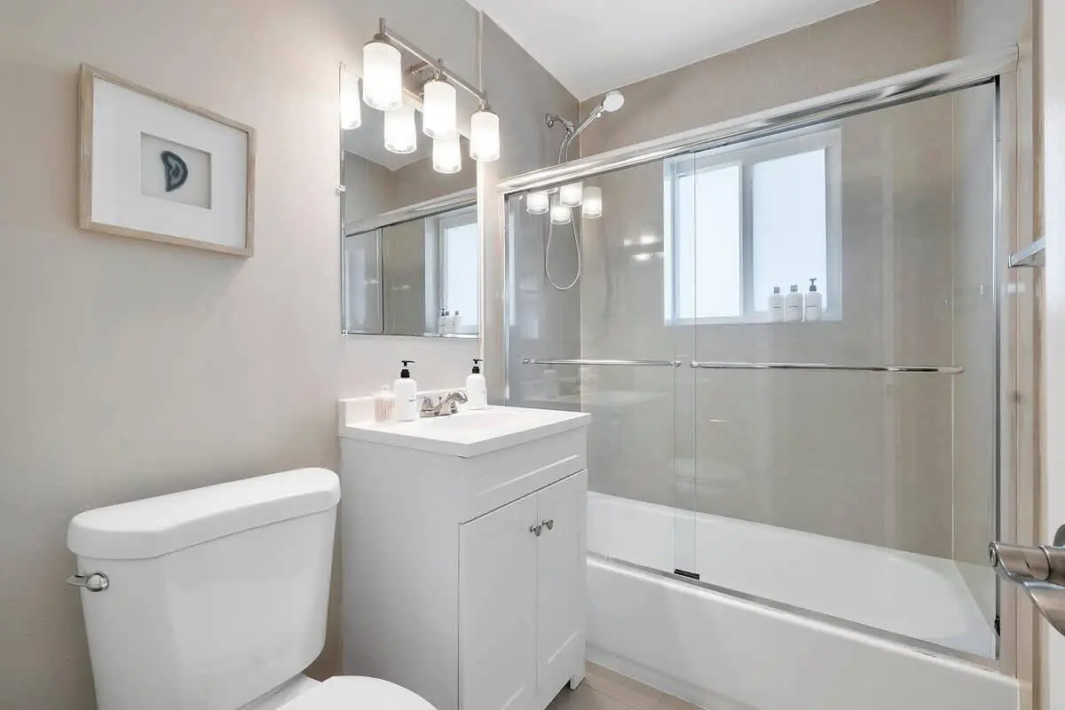 673cdd21813f49001177a77a-40060693_145315 at 1039 N Victoria Park Road 1-3, Fort Lauderdale
