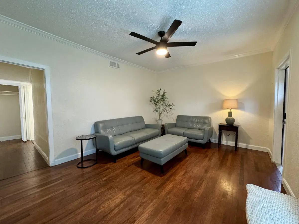 #1 Spacious Living Room at 415 31st Street 1-6, West Palm Beach