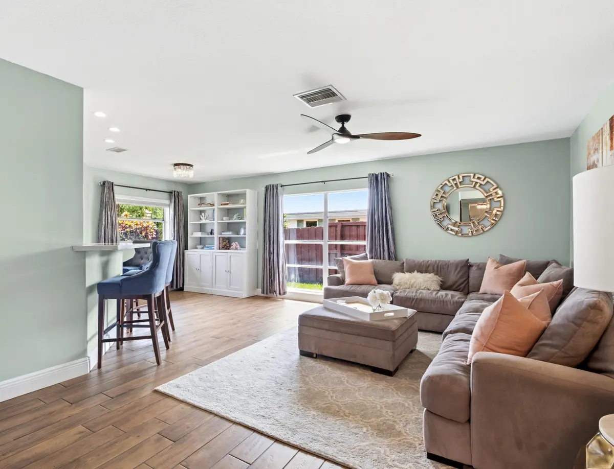 Living Room at 4886 Acorn Drive, Boca Raton