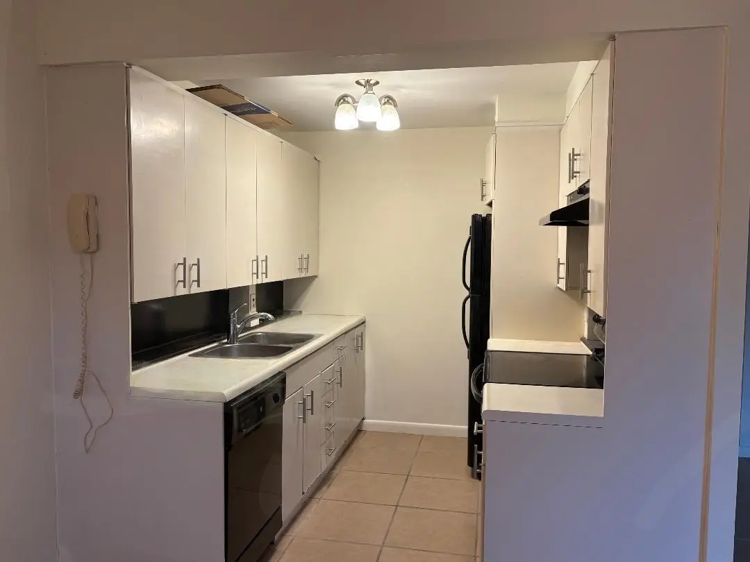 Boeko-kitchen----- at 1019 Newport G, Deerfield Beach