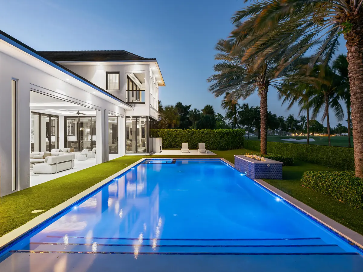 Pool & Spa Views at 3916 Country Club Lane, Fort Lauderdale