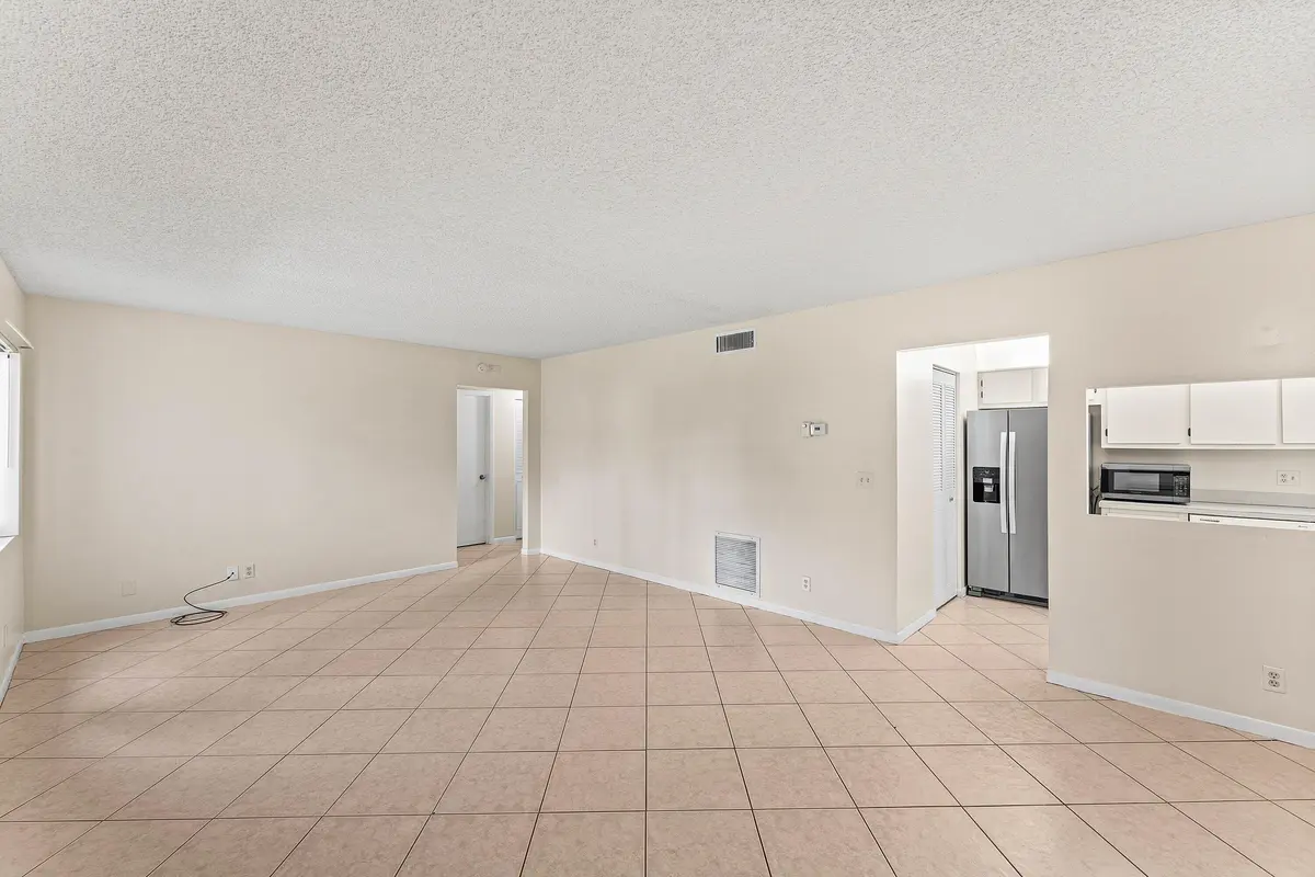Family Room at 509 Shady Pine Way C1, Greenacres