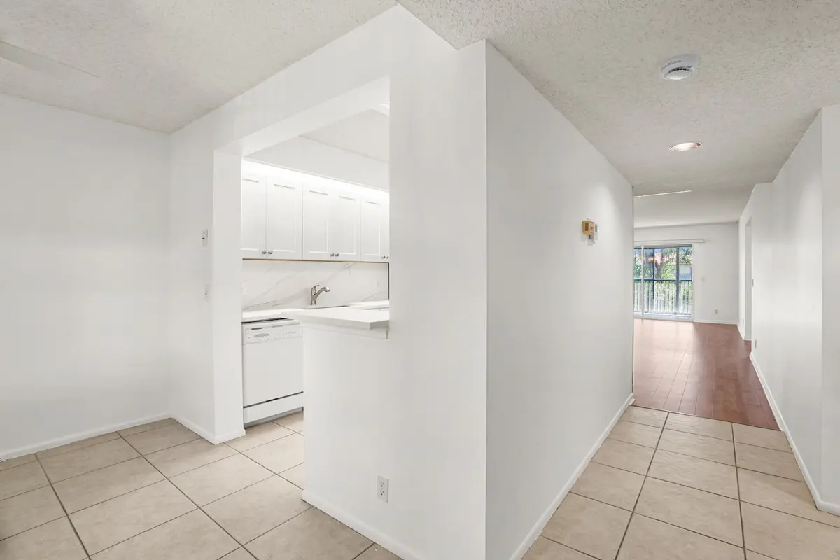 1200 SW 130th Avenue 402g, Pembroke Pines, FL – photo 6