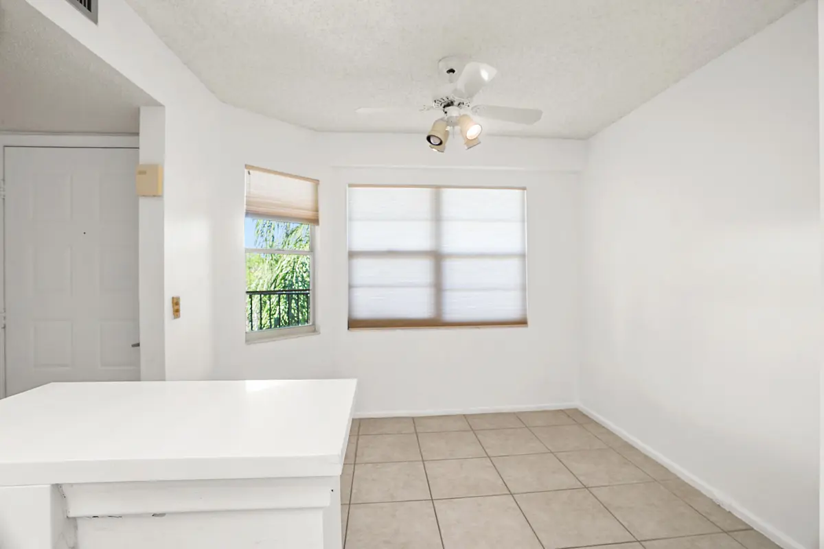1200 SW 130th Avenue 402g, Pembroke Pines, FL – photo 8