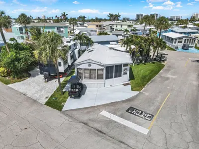 1397 Nettles Boulevard, Jensen Beach – sold