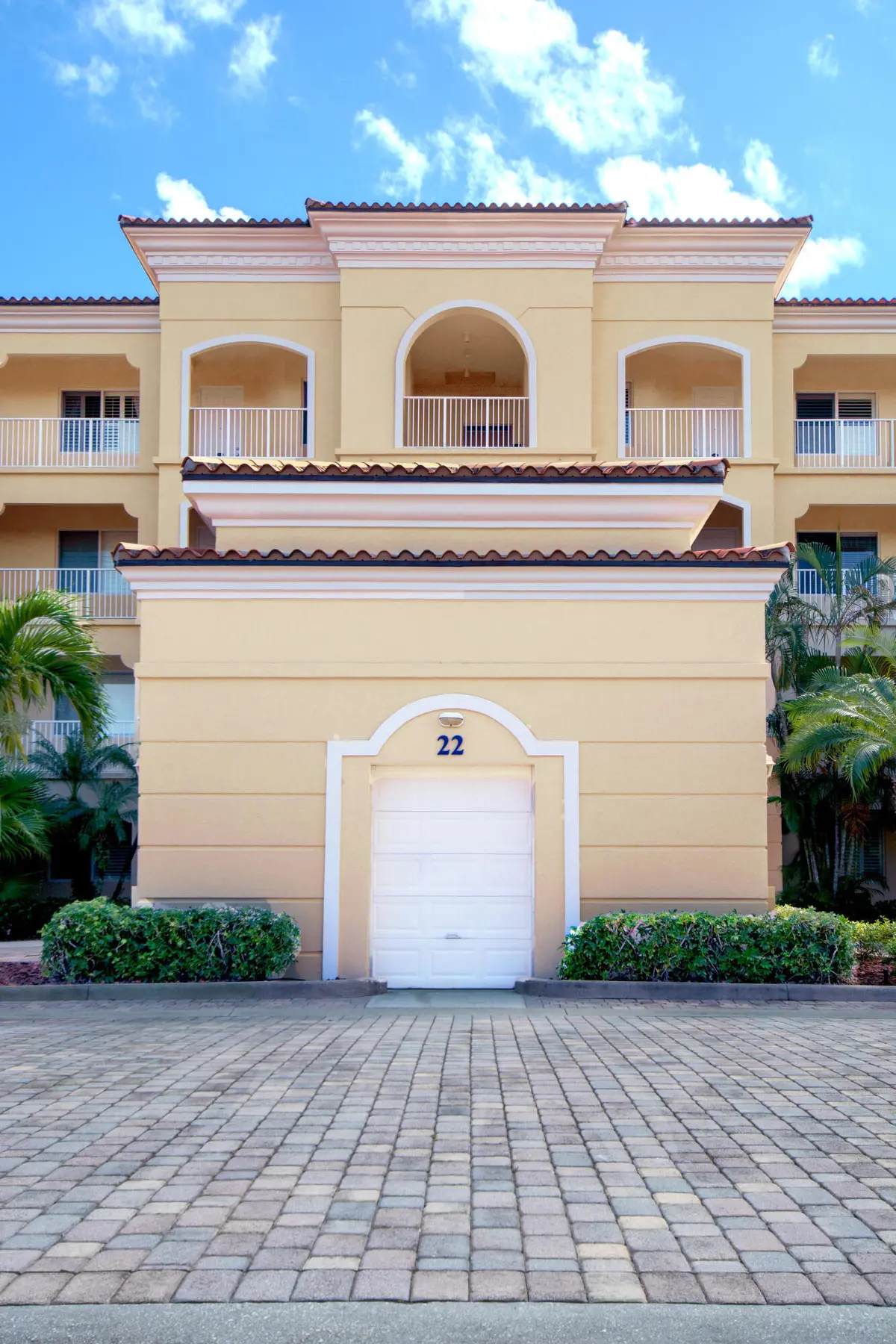 Building 22 at 22 Harbour Isle Drive 204, Fort Pierce