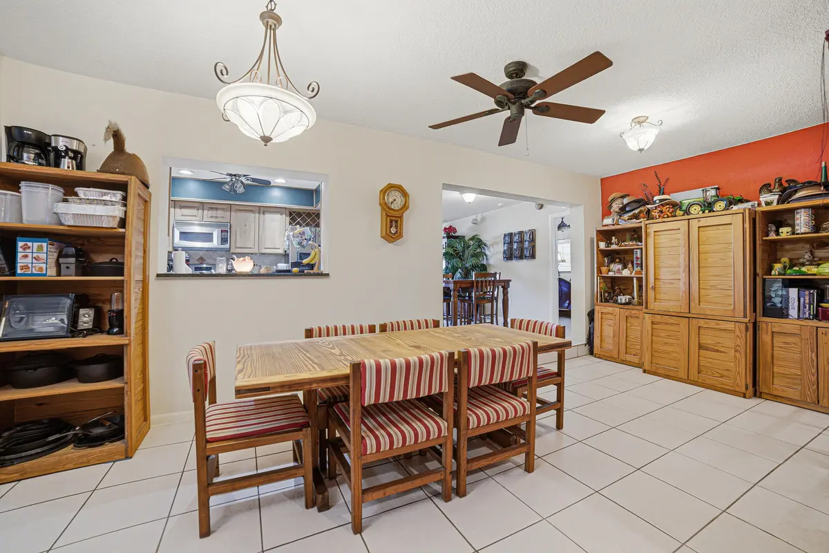 Dinette at 1009 NE 18th Street, Belle Glade