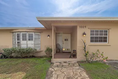 1009 NE 18th Street, Belle Glade – sold