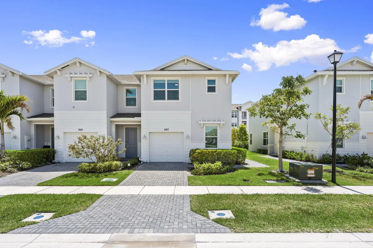 1-web-or-mls-DSC01399 at 840 SE Grovebush Lane, Port St. Lucie