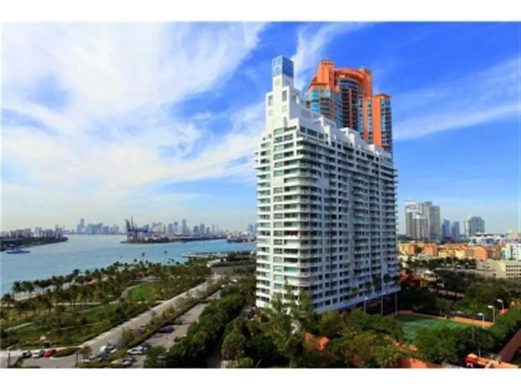 Photo 1 at 400 S Pointe Drive 307, Miami Beach