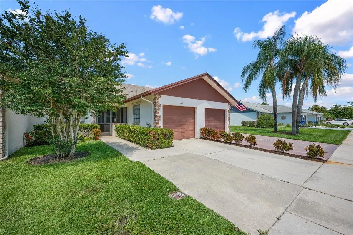 02-LUX_7141 at 129 Moccasin Trail, Jupiter