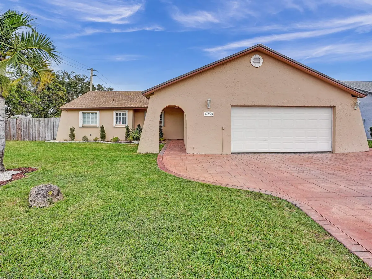 Photo 9 at 4950 NW 85th Terrace, Lauderhill