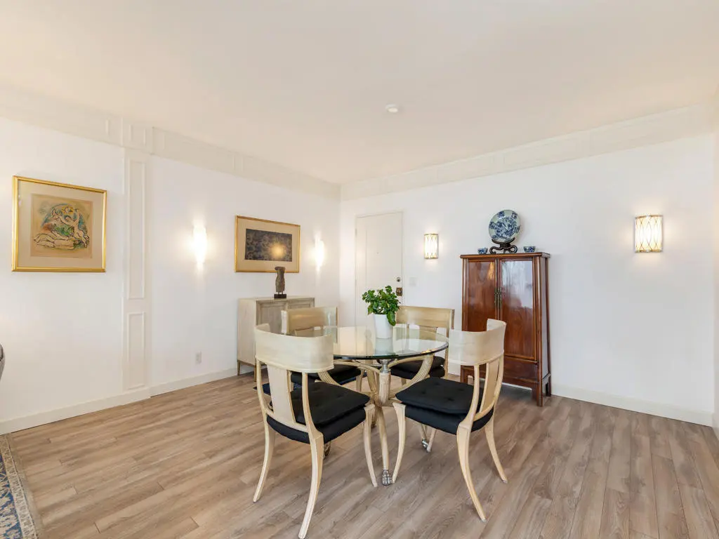 Nice dining area at 2295 S Ocean Boulevard 715, Palm Beach