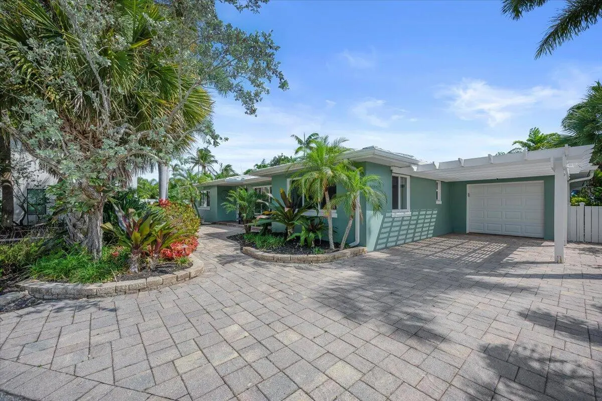 05-LUX_3144 at 440 Jupiter Lane, Juno Beach