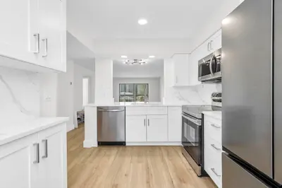 7290 Kinghurst Drive 301, Delray Beach – sold