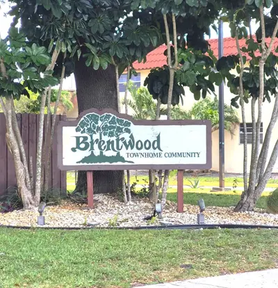 6659 SW 41st Place 38, Davie – Townhouse for sale