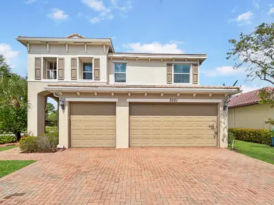3001 Strada Court, Royal Palm Beach – leased