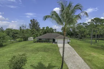 11195 61st St Street, West Palm Beach – Single Family Residence for sale