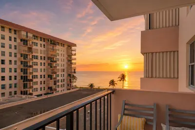 1147 Hillsboro Mile 505, Hillsboro Beach – leased