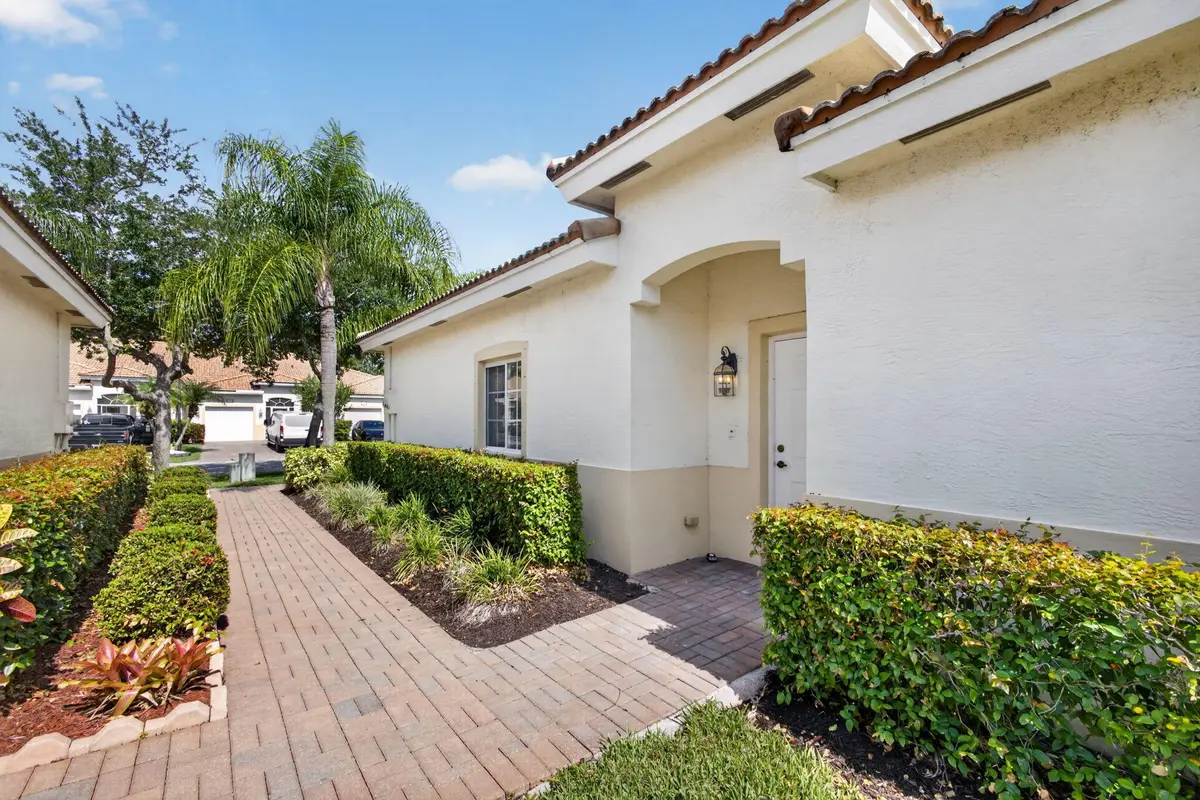 Side Entrance at 2344 Windjammer Way, West Palm Beach