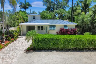 2802 NE 15th Avenue, Wilton Manors – leased