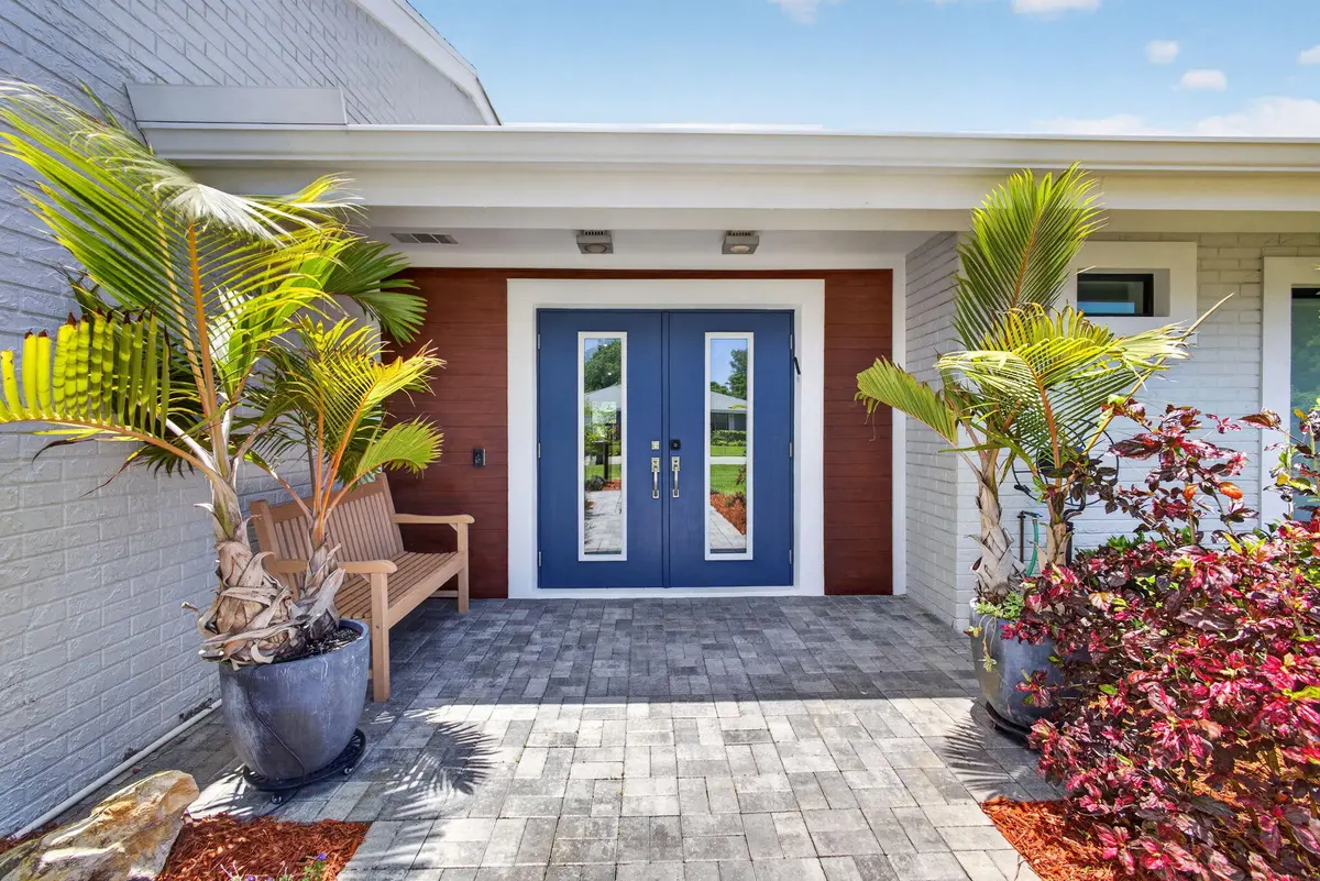 12-web-or-mls-5D1A9321 at 13315 Saffron Circle, Palm Beach Gardens