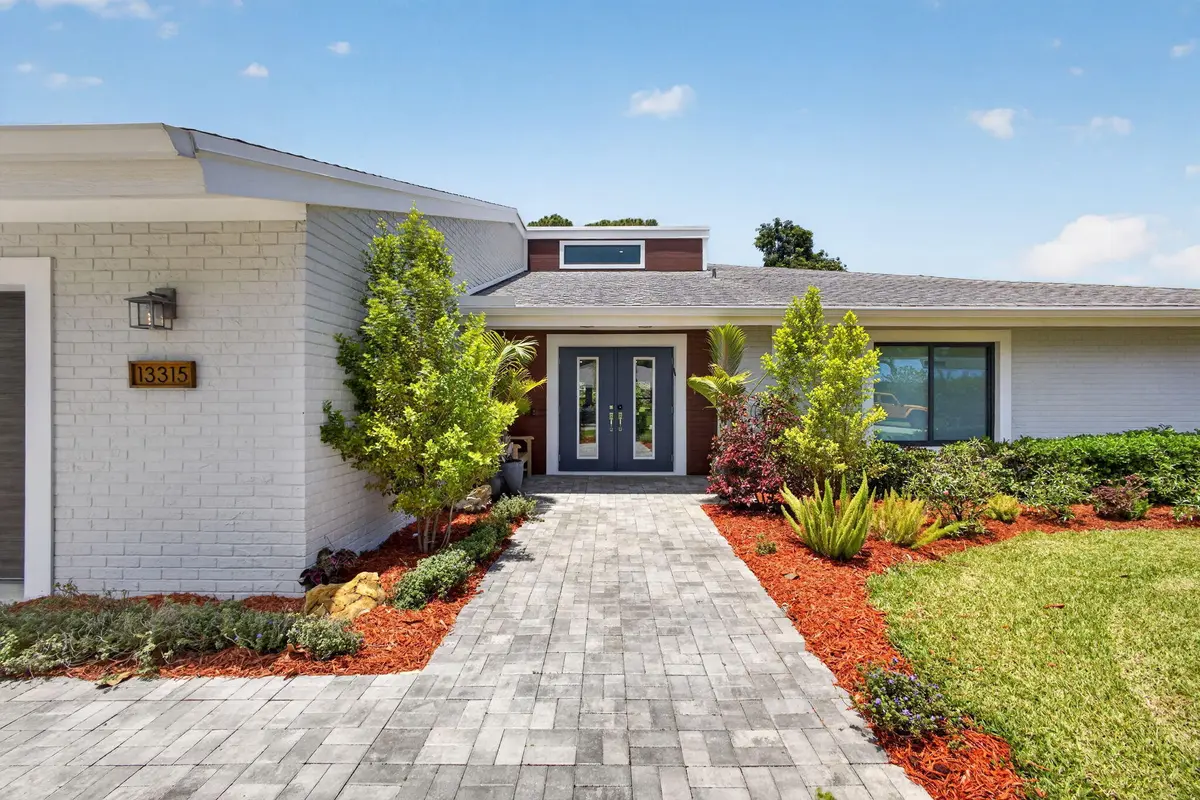 10-web-or-mls-5D1A9311 at 13315 Saffron Circle, Palm Beach Gardens