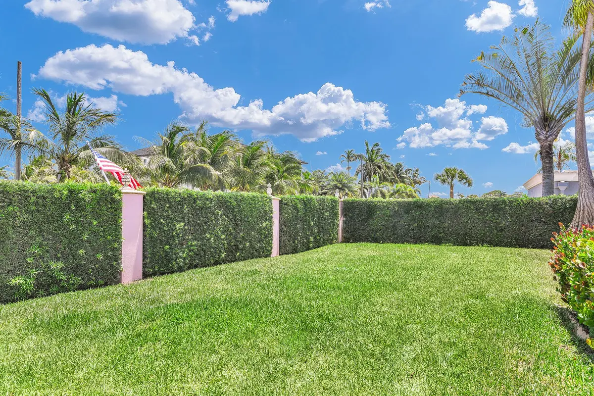 Private Yard at 3216 Karen Drive, Delray Beach