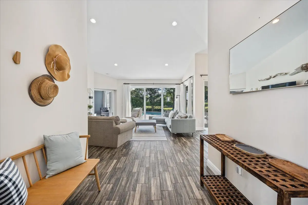 Foyer at 2466 Muir Circle, Wellington
