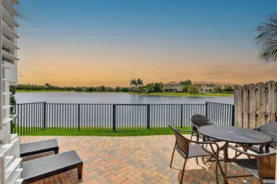 8437 Lakeview Trail, Parkland – sold