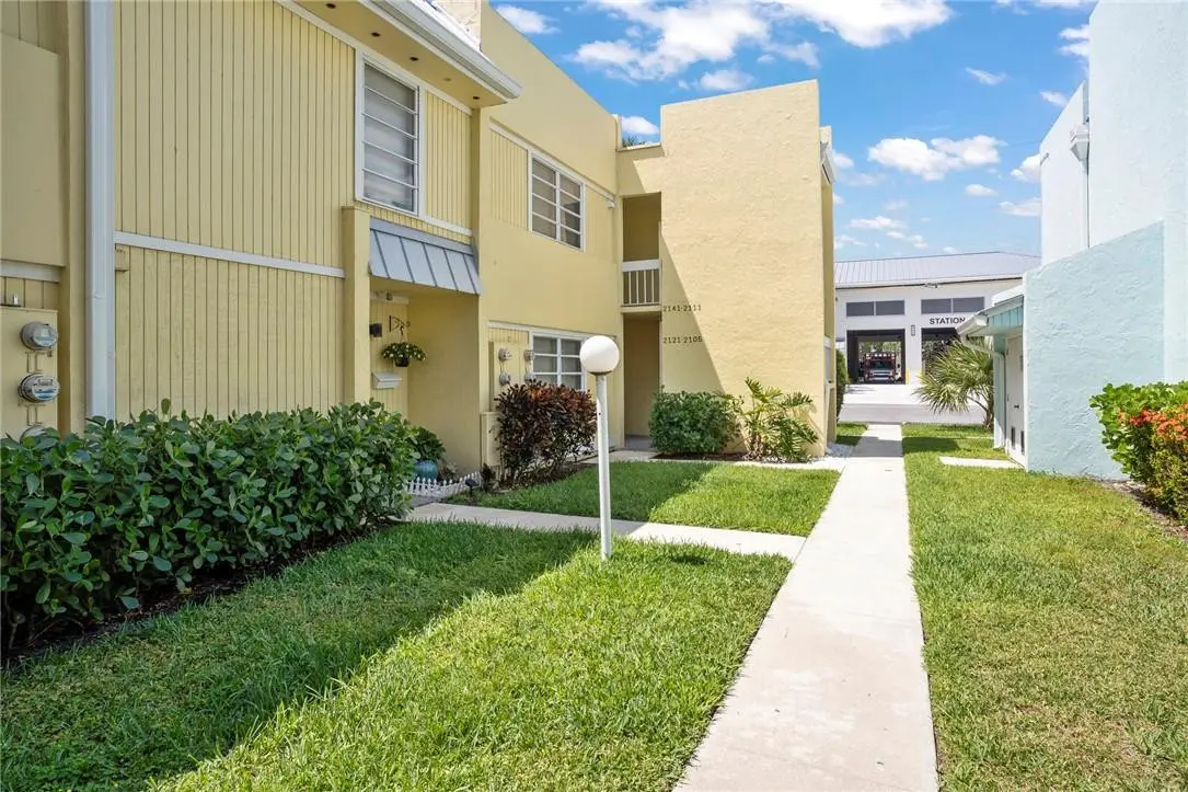 Photo 2 at 2121 NE 36th Street 2121, Lighthouse Point