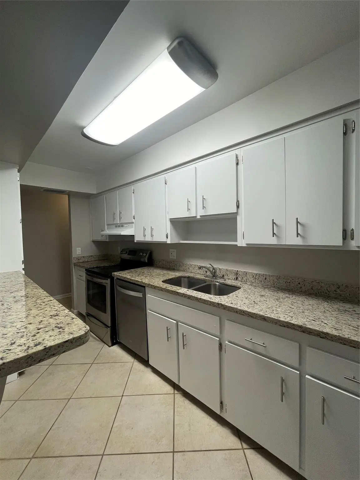 Photo 5 at 2121 NE 36th Street 2121, Lighthouse Point