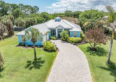 1155 SW 18th St Street, Vero Beach – sold