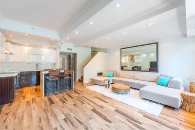 400 S Pointe Drive 307, Miami Beach – sold
