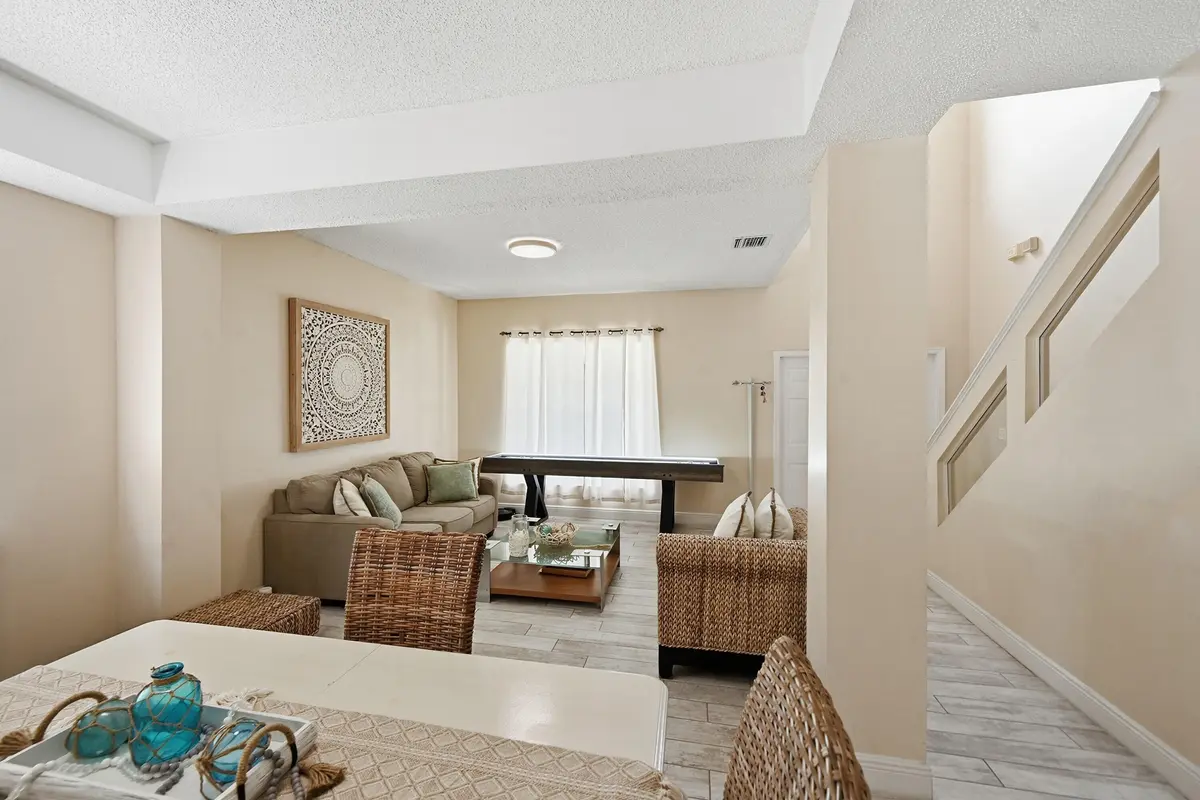 10_ra1_8596 at 15073 Oak Chase Court, Wellington