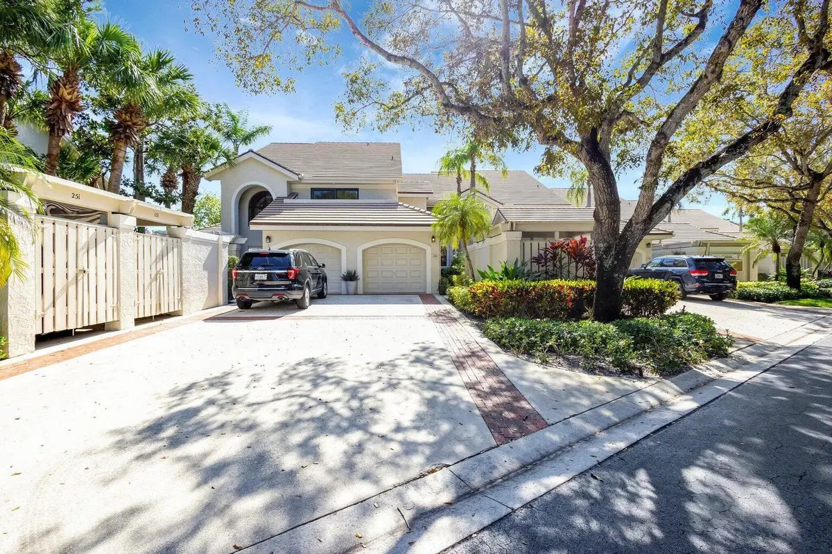 20250303153827698704000000-o at 16050 W Bay Drive 151, Jupiter