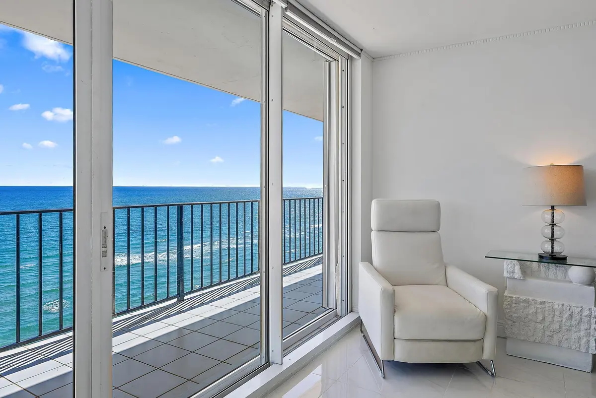 3456 S Ocean Boulevard, 802-12 at 3456 S Ocean Boulevard 802, Palm Beach