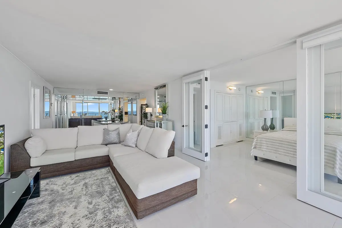 3456 S Ocean Boulevard, 802-14 at 3456 S Ocean Boulevard 802, Palm Beach