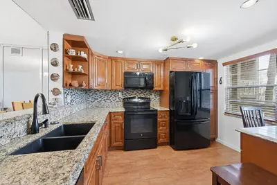 3005 Portofino Isle M2, Coconut Creek – Condominium for sale