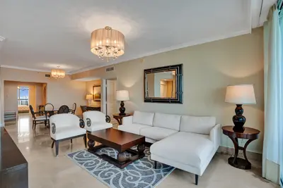 17875 Collins Avenue Apt 3103, Sunny Isles Beach – Condominium for sale