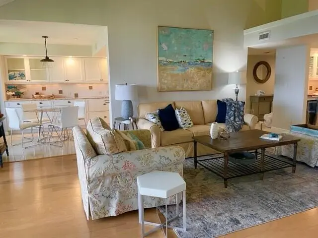 living room to kitchen at 1000  N Us Highway 1 El403, Jupiter